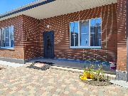 Утеплённый цоколь отделываем мраморной крошкой