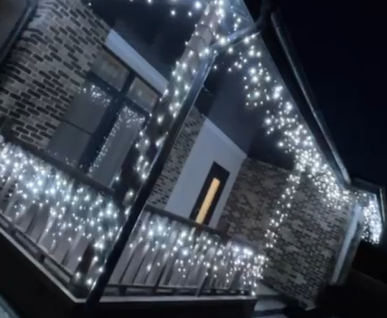 Украшение частных домов новогодним освещением